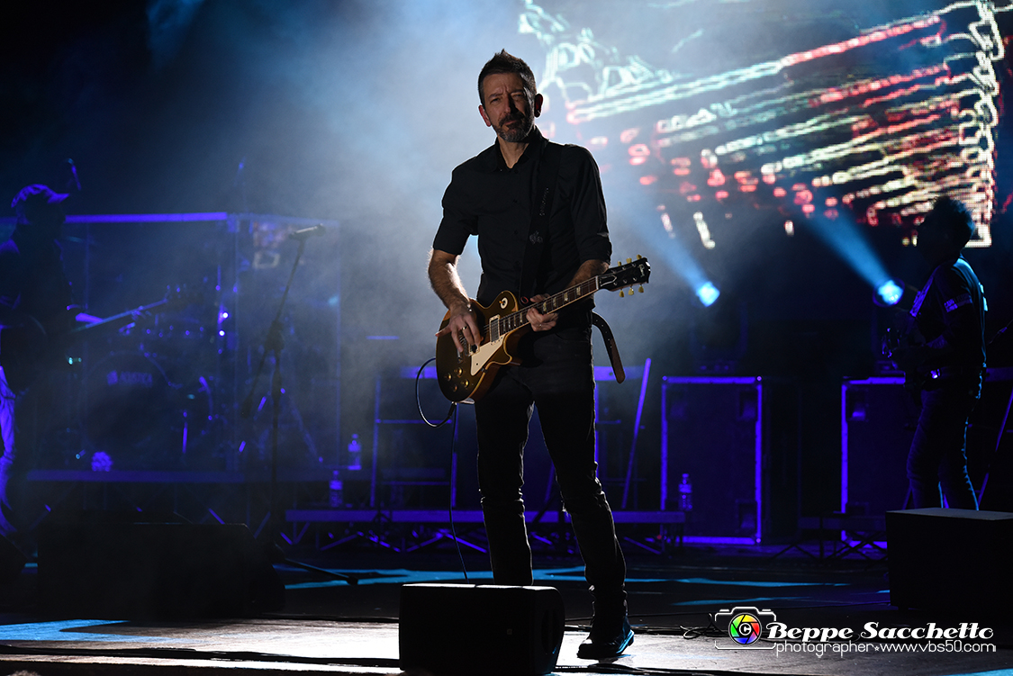VBS_4168 - Concerto Edoardo Bennato - Peter Pan Rock 'n' Roll Tour.jpg